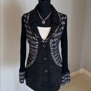 Sweater Statement Piece NWOT